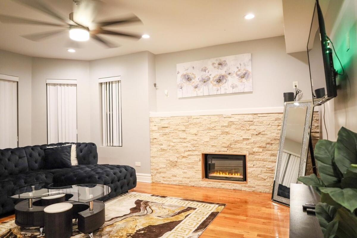 Gorgeous 4Bdr In Chicago,15Mins From Dwtn Apartment Exterior photo